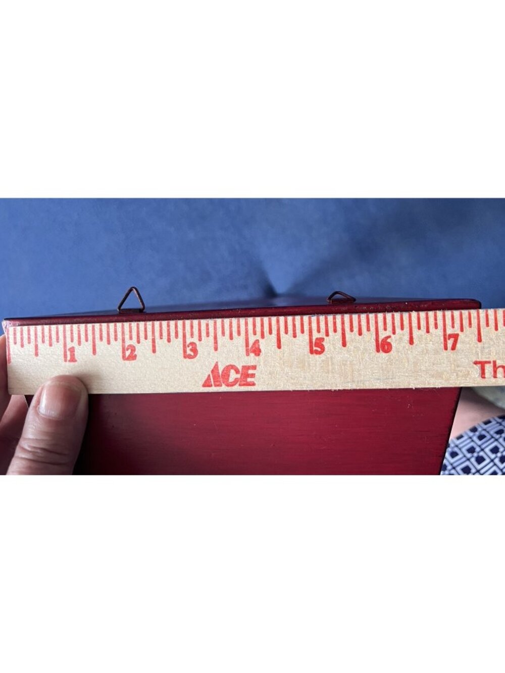 SOUTHERN LIVING Red Metal Triangular Wall Sconce Shelf Floral 14"L x 8"W Painted - Picture 6 of 9